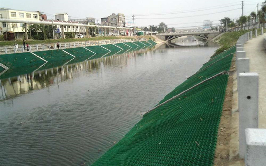 四川植草格護(hù)坡